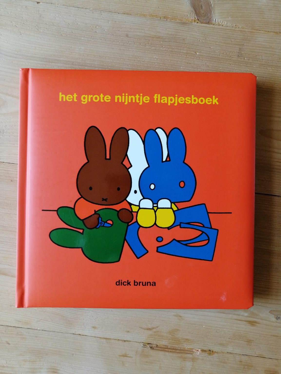 Het Grote Nijntje Flapjesboek - Een Dik Boek Vol Flapjes