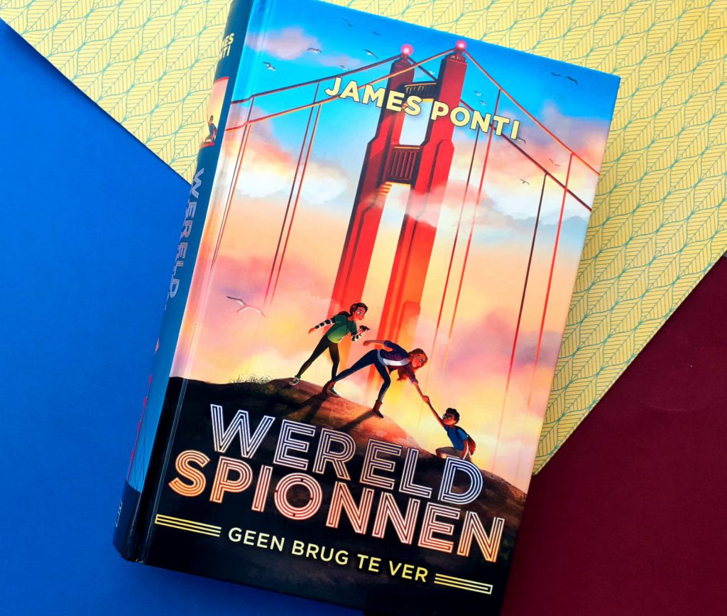 voorkant Wereldspionnen geen brug te ver cover omslag kaft