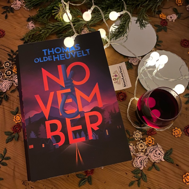 november voorkant cover omslag kaft