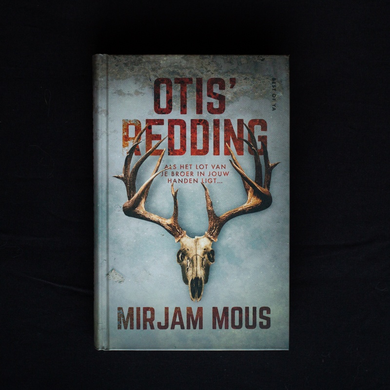 Otis' redding voorkant met rode letters en hertengewei voorkant cover omslag kaft