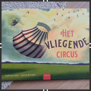 Het vliegende circus boek clavis samenvatting inkijkexemplaar review recensie