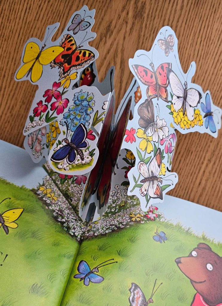 Vik maakt een vlindertuin pop up prentenboek