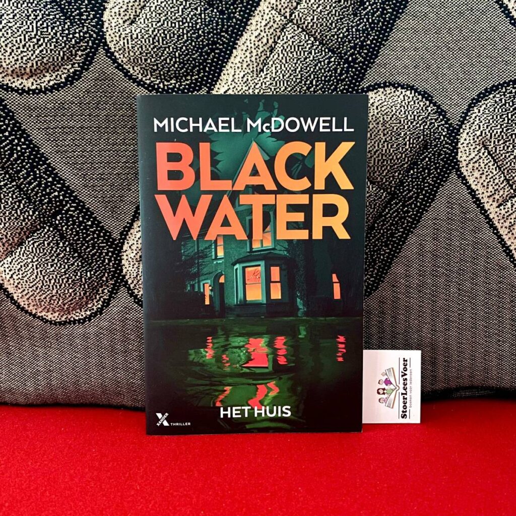 Blackwater het huis michael mcdowell voorkant boek omslag cover