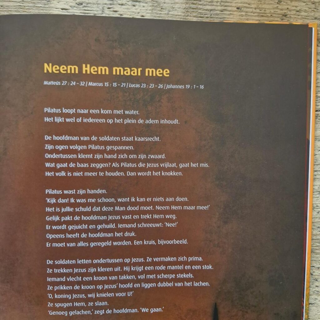 Hij is opgestaan! bevat directe verwijzingen naar bijbelteksten