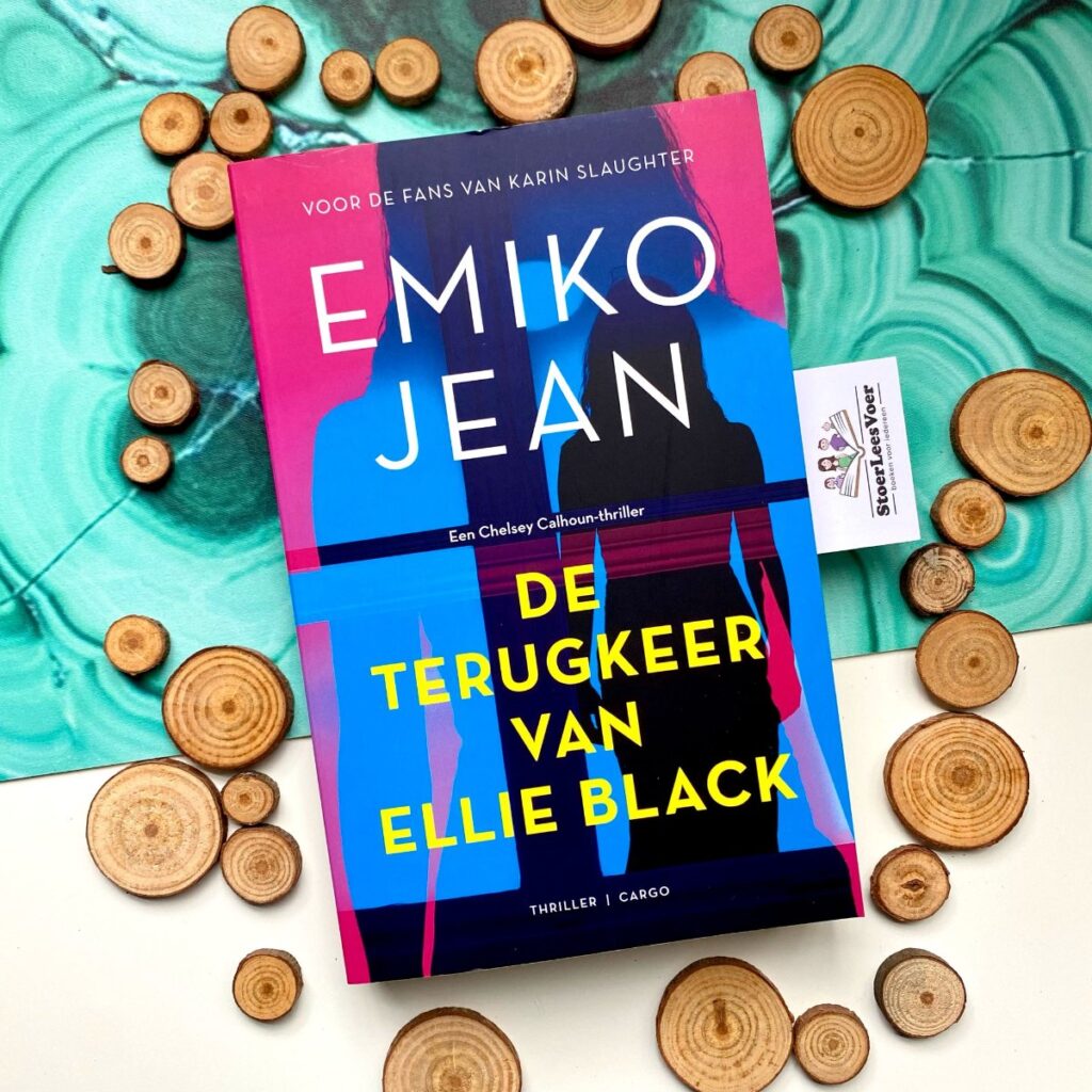 voorkant cover omslag kaft De terugkeer van Ellie Black emiko jean Chelsey Calhoun 1 thriller