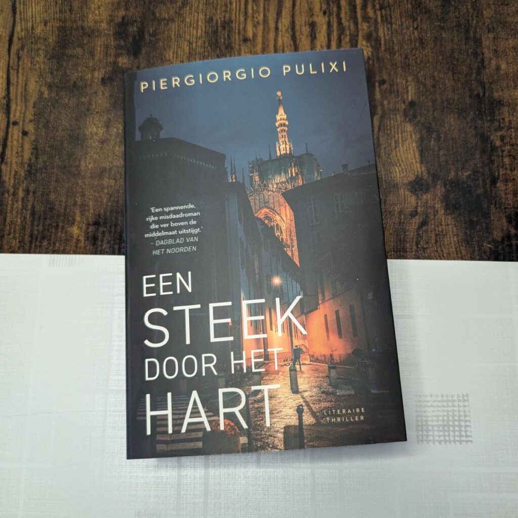 een steek door het hart cover