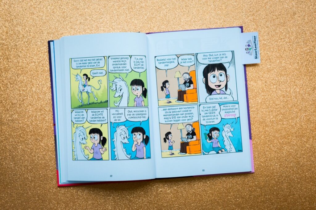 pagina 53 bladspiegel 2/3 striptekeningen en tekst door Dana Simpson