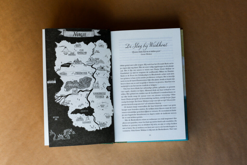 kaart van Norgië door Maruga Koops bladspiegel 1/3