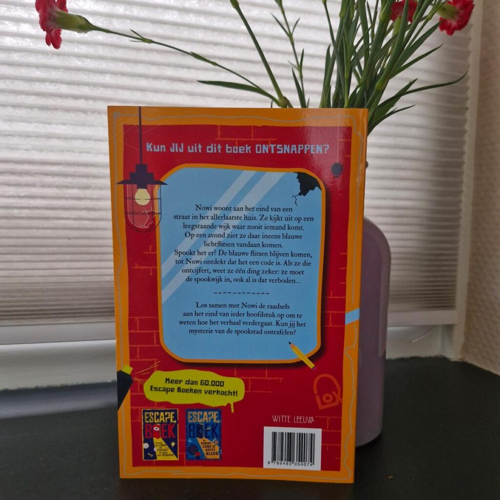 Het spoor door de spookstad achterkant achterflap synopsis samenvatting