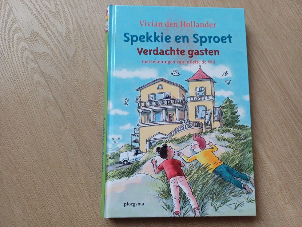 Spekkie en sproet verdachte gasten - voorkant