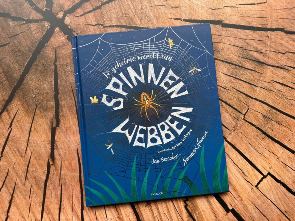 de geheime wereld van spinnenwebben voorkant cover omslag kaft