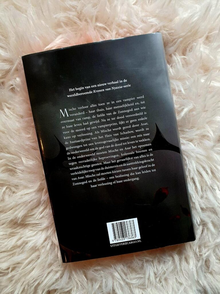 The Songbird & the Heart of Stone