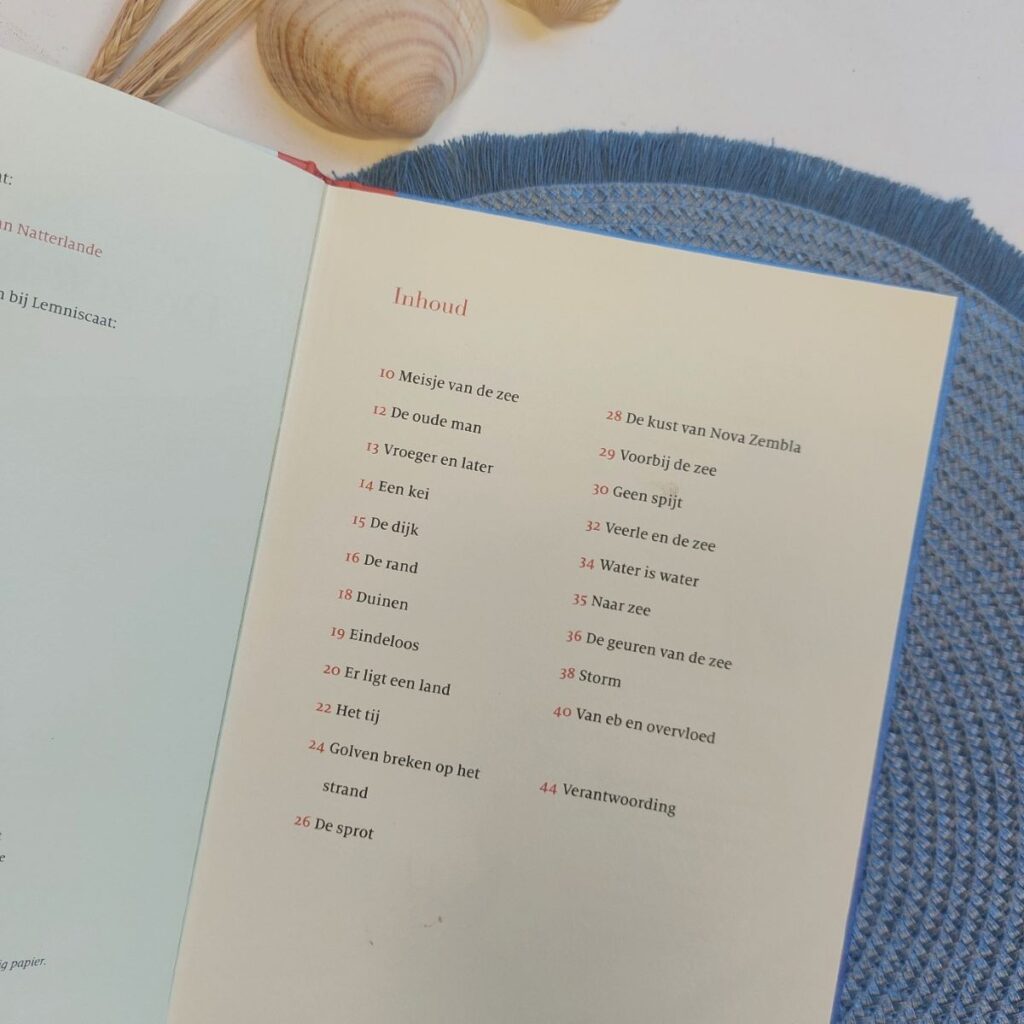 de zee is bijna alles inhoud
