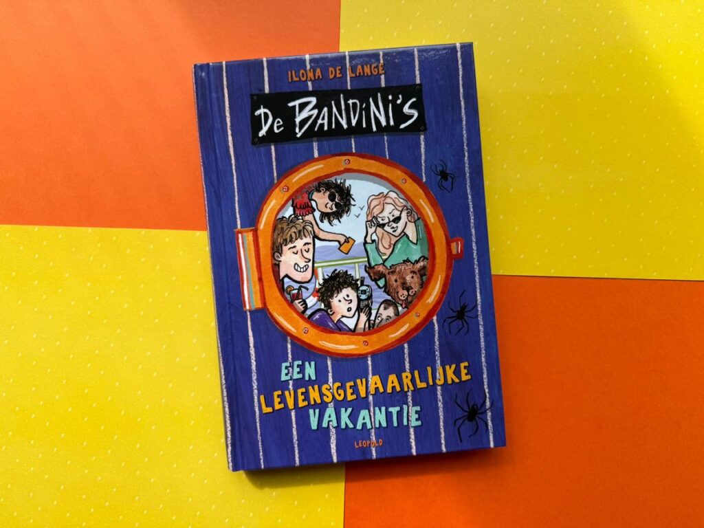 De Bandini's een levensgevaarlijke vakantie voorkant cover omslag kaft ilona de lange deel 1