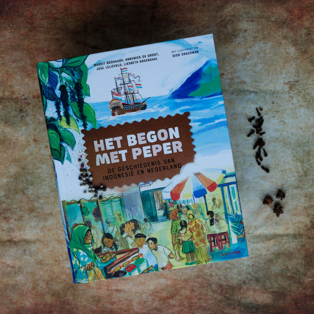 Het begon met peper voorkant met peper, kruidnagel en steranijs Kinderjury 2026