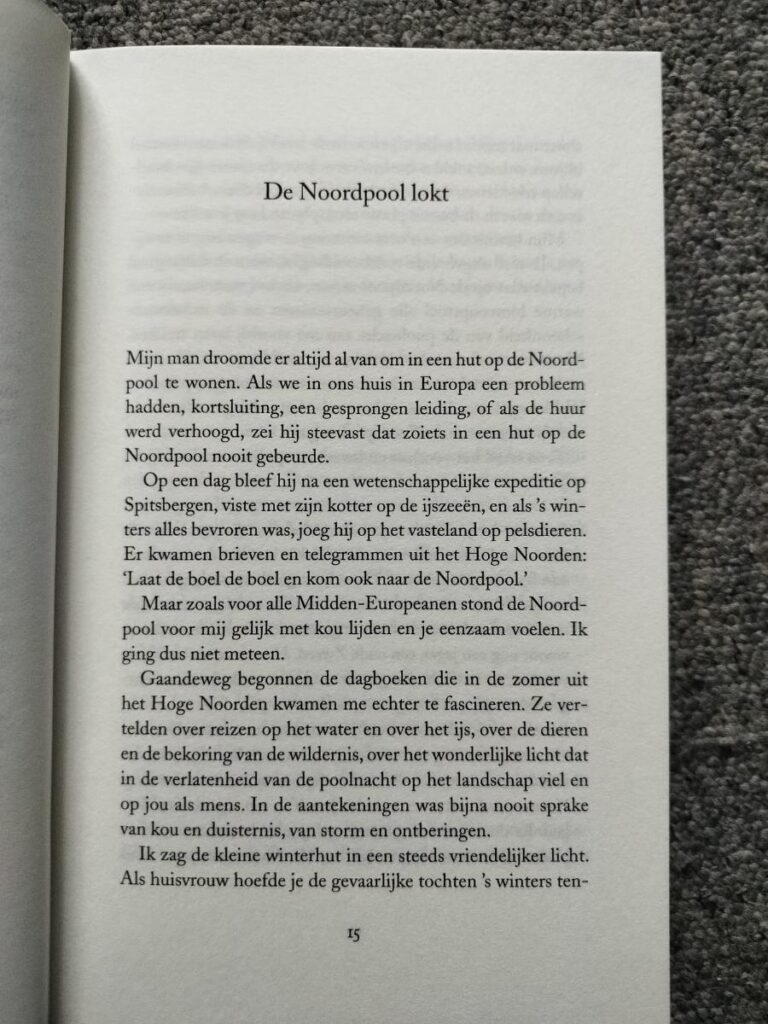 Eerste bladzijde een vrouw in de poolnacht