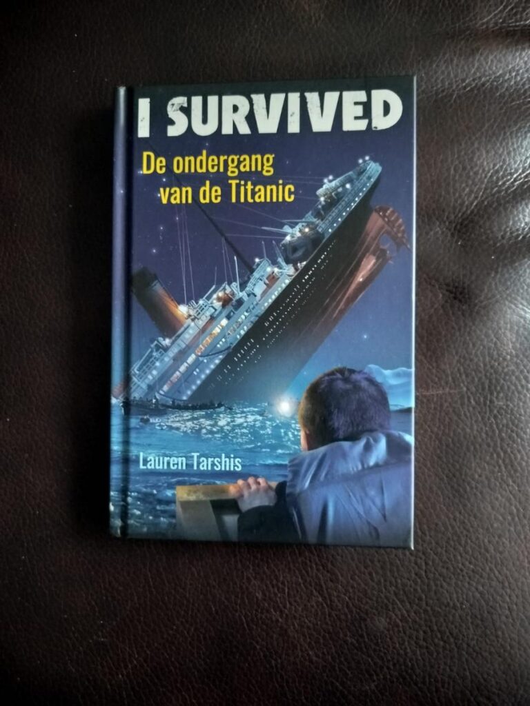 Kader de ondergang van de titanic voorkant cover omslag kaft I survived serie