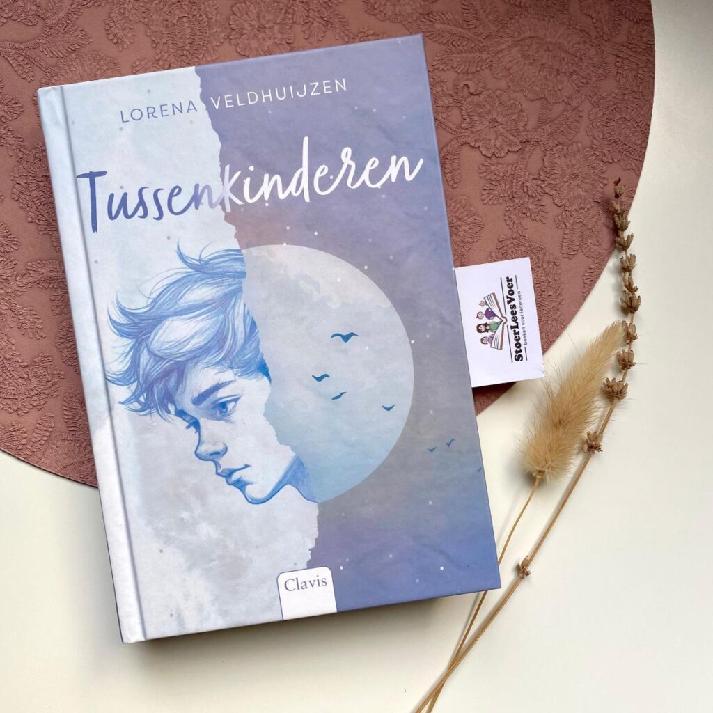 De tussenkinderen voorkant cover omslag kaft