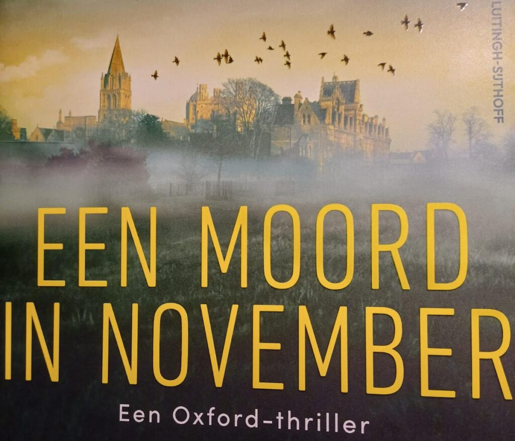 Thriller 'Een moord in november' van auteur Simon Mason voorkant cover omslag kaft