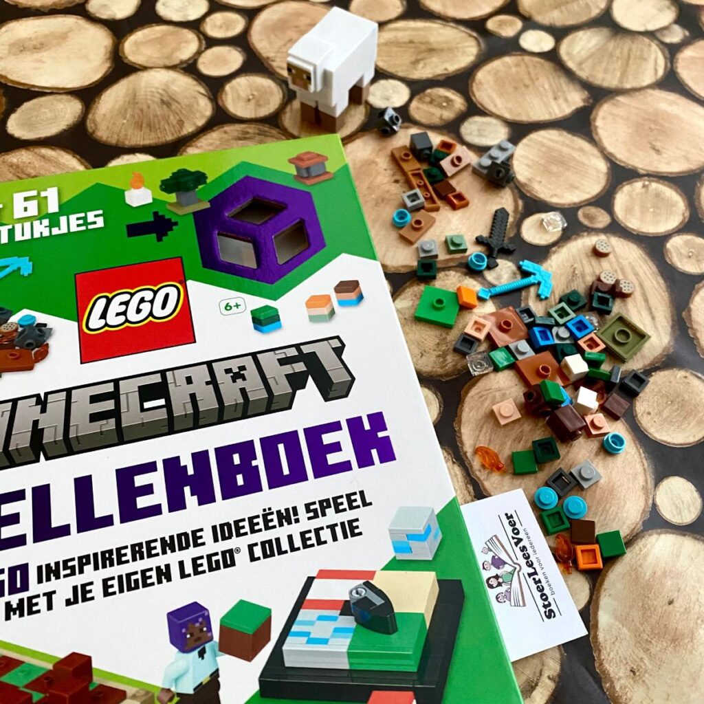 Minecraft spellenboek met minecraft lego