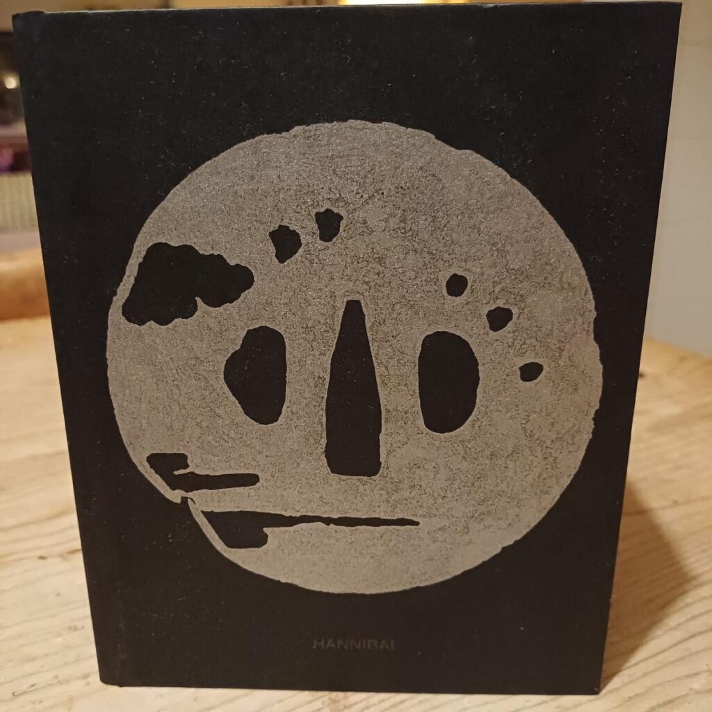 onder/under amsterdam