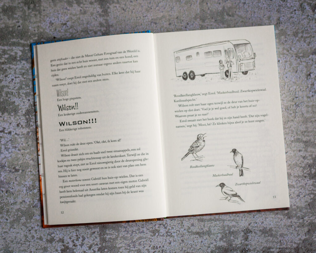 bladspiegel 1/3 Wilson en Errol bij de camper