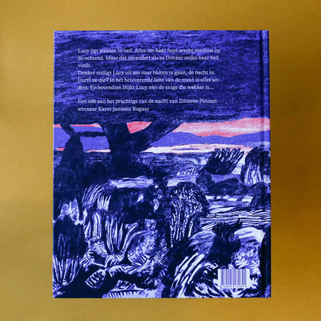 Lucy en Donker - achterkant