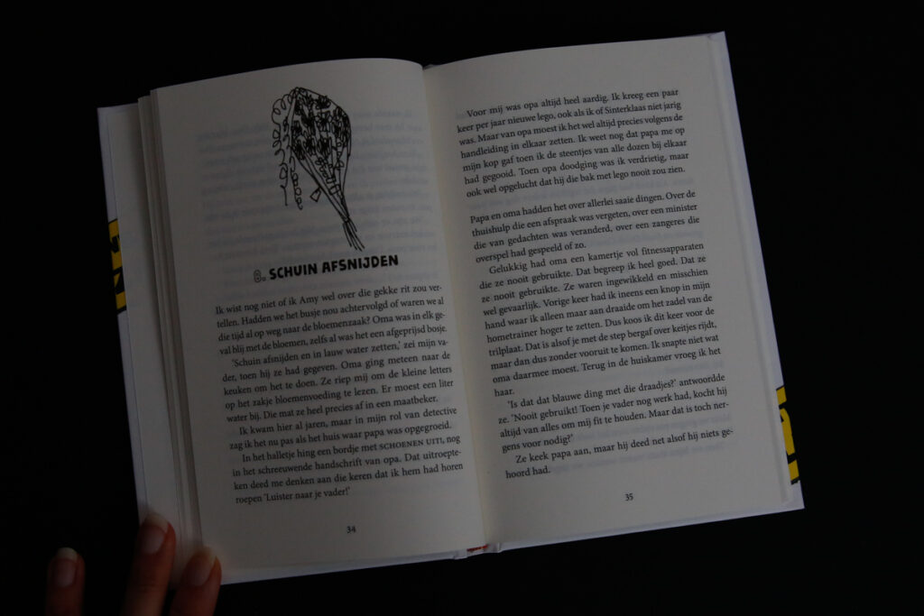 bladspiegel 2/3 Pagina 22/23 bij oma waar ze praten over saaie dingen