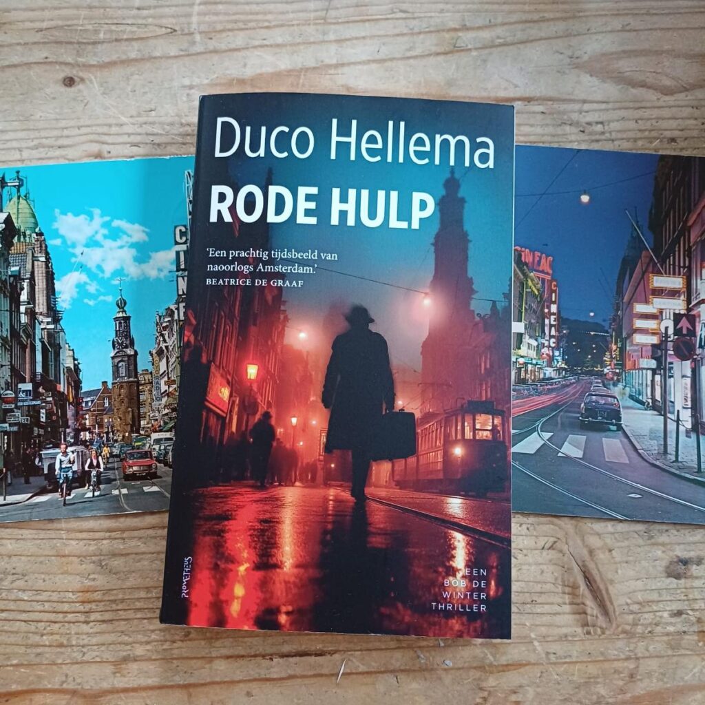 rode hulp voorkant cover omslag kaft