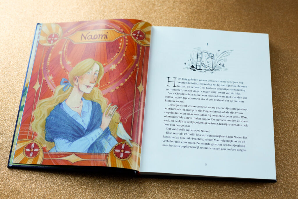 bladspiegel 1/3 links afbeelding van Naomi en rechts tekst