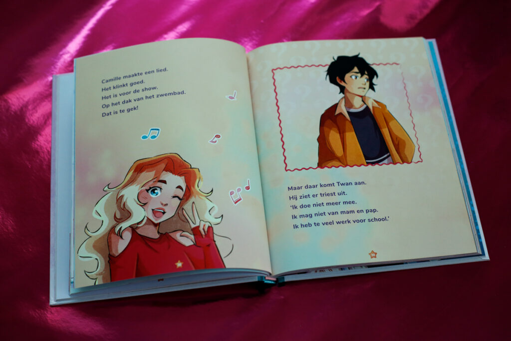 bladspiegel pagina 37 en 38 met tekst en ruime illustraties op gekleurde achtergrond