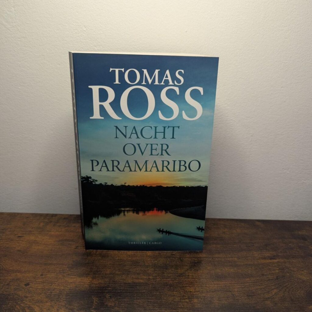 Cover Nacht over Paramaribo