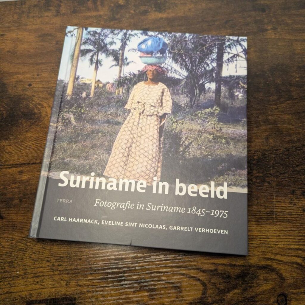 Suriname in beeld - Een memorabel fotoboek voorkant cover omslag kaft