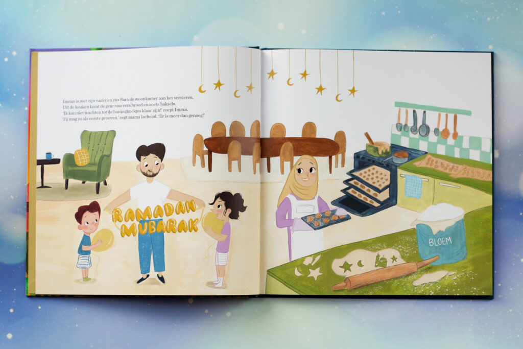 bladspiegel 1/2 Imran en zijn familie in hun huis tijdens de voorbereidingen van Ramadan