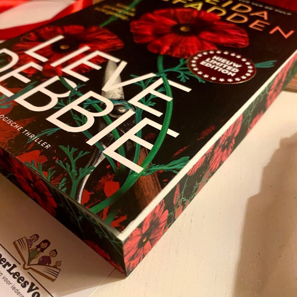 limited edition Lieve Debbie voorkant cover omslag kaft thriller bedrukt boekblok